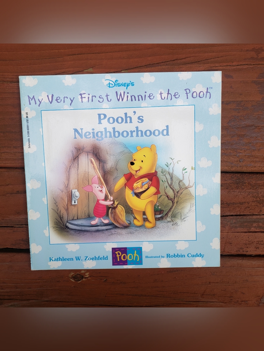 Pooh's Neighborhood Paperback Book By Kathleen W. Zoehfeld
